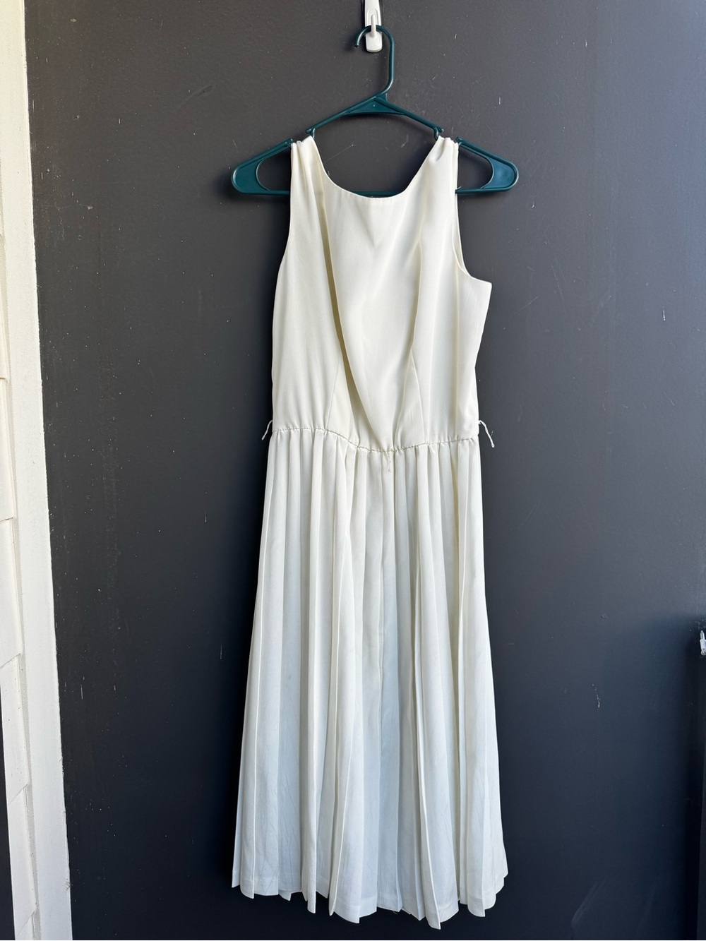 Vintage cottagecore pleated White midi dress with tie waist